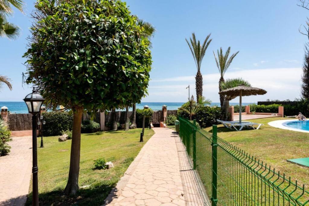 Ct 240 - Beachfront Apartment -Don Juan Манільва Екстер'єр фото